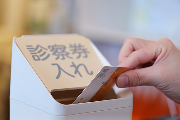 ご予約（LINE・お電話）